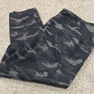 Athleta Black and Gray Camo Leggings